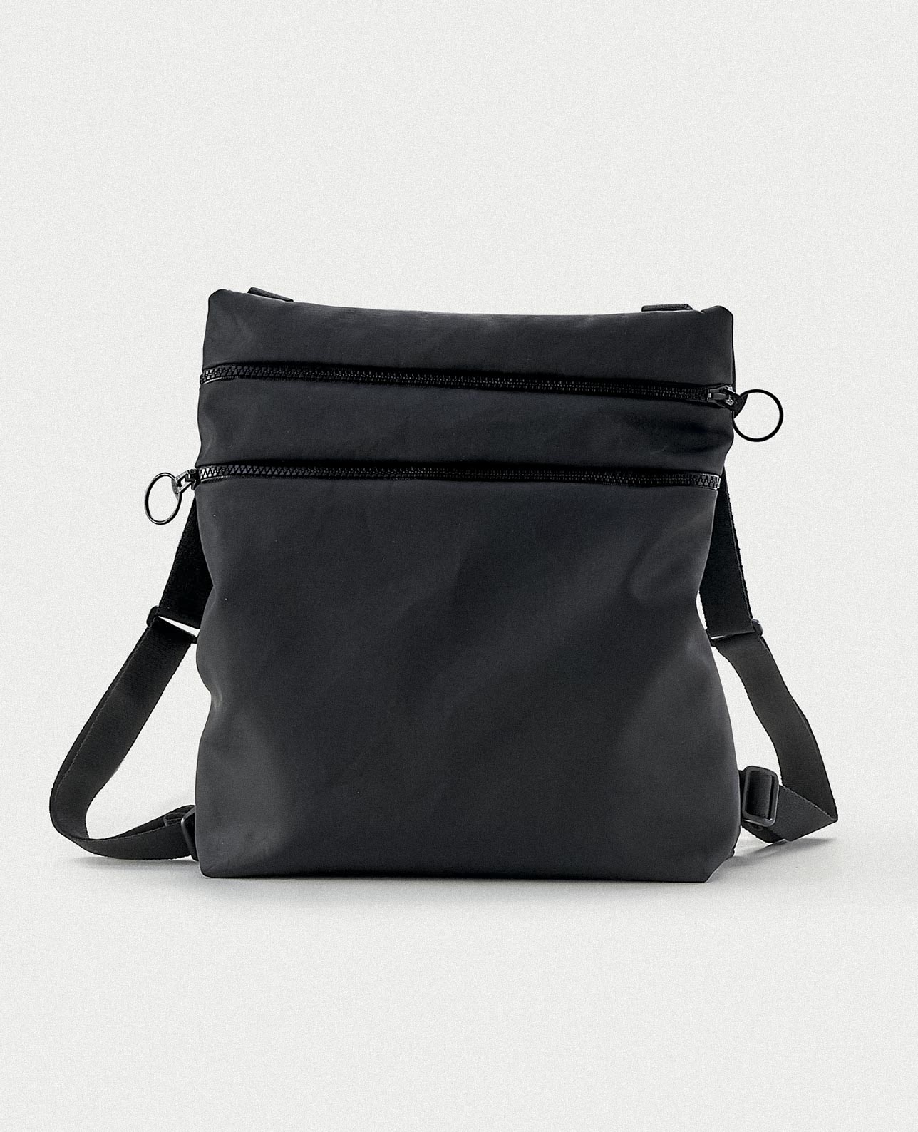 Little black bag, impossible to resist